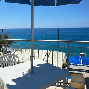 Hotell Caravella, Deiva Marina